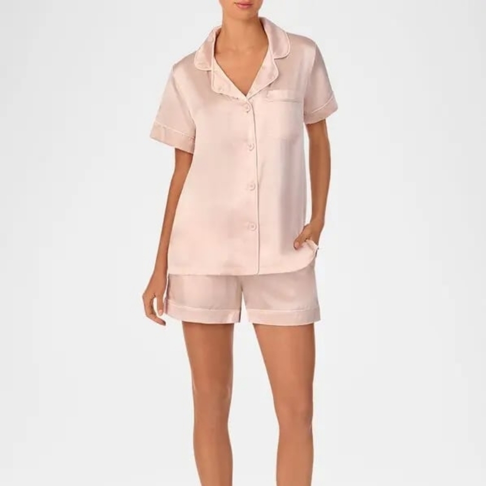 Neiman Marcus Intimates 100% Silk Pajama Set Light Pink
